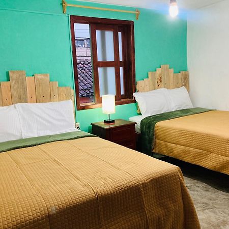 Alhambra Hotel - San Cristóbal de Las Casas 외부 사진