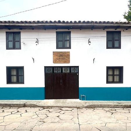 Alhambra Hotel - San Cristóbal de Las Casas 외부 사진