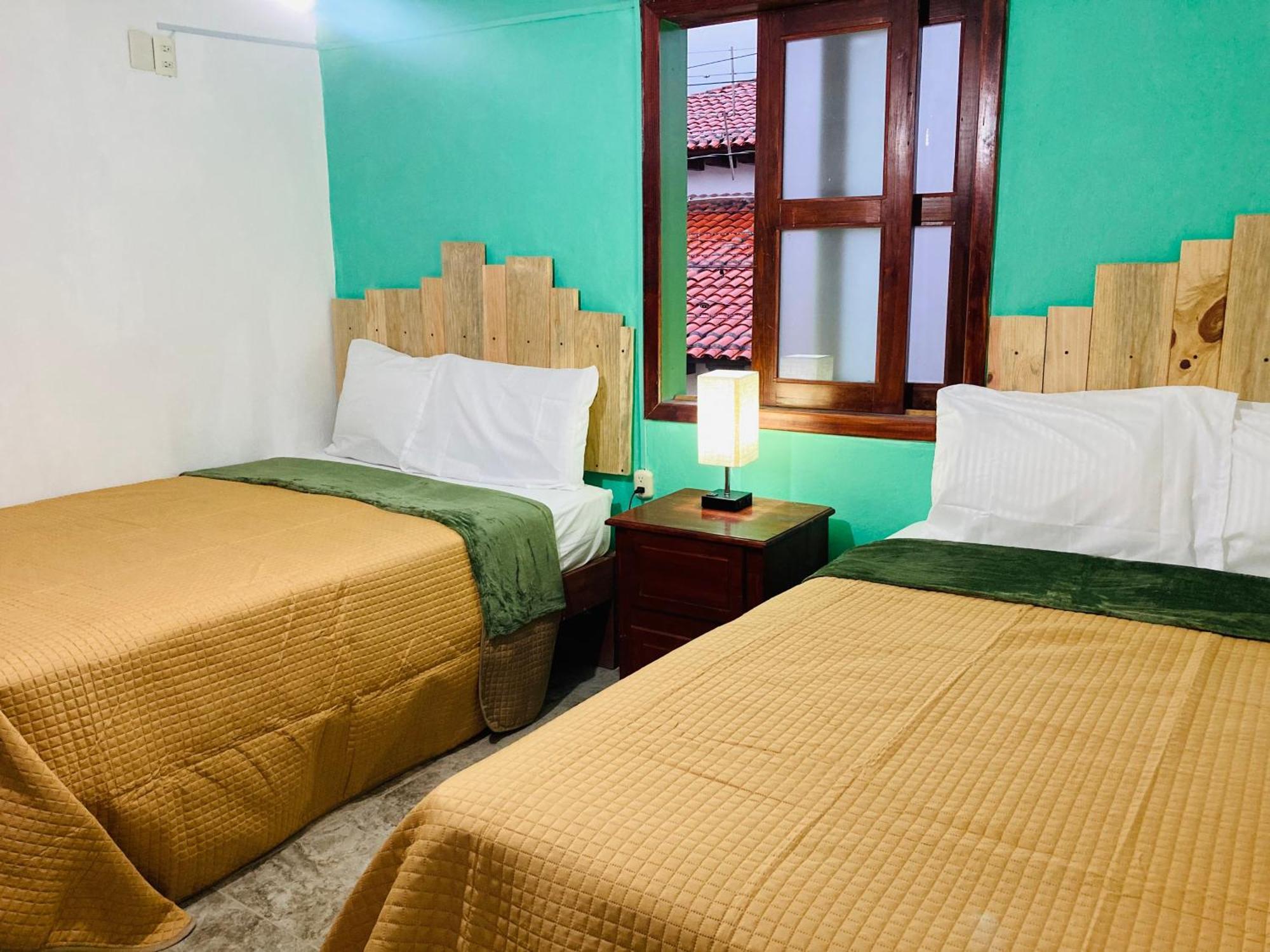 Alhambra Hotel - San Cristóbal de Las Casas 외부 사진