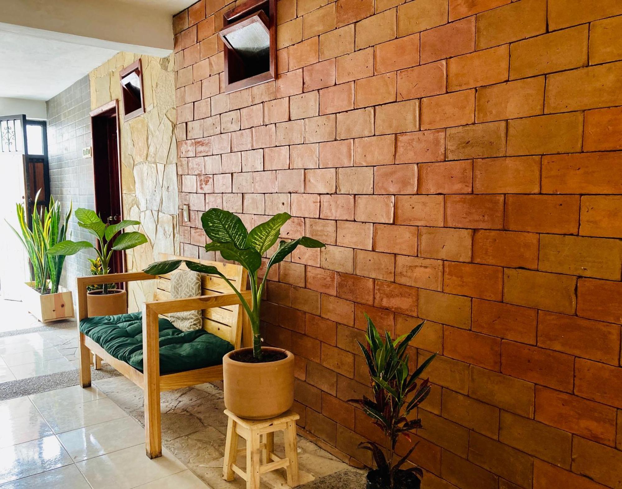 Alhambra Hotel - San Cristóbal de Las Casas 외부 사진