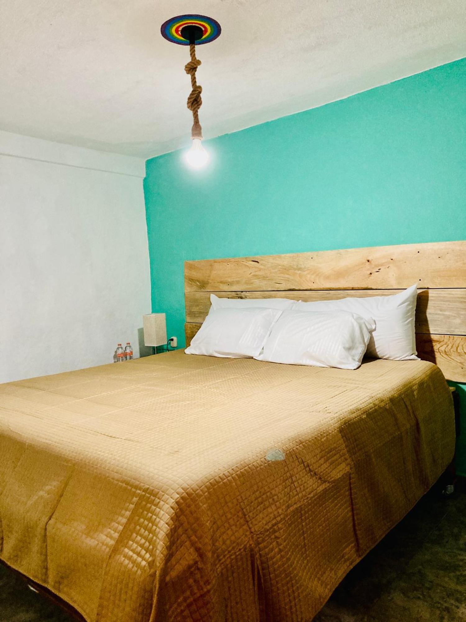 Alhambra Hotel - San Cristóbal de Las Casas 외부 사진