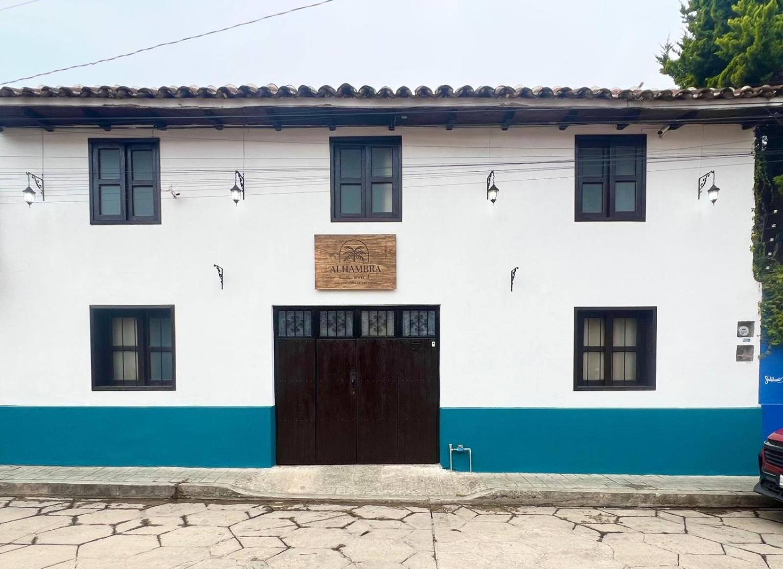 Alhambra Hotel - San Cristóbal de Las Casas 외부 사진